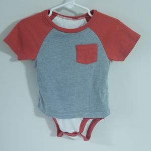 OLD NAVY 18-24month boy two piece tee bodysuit